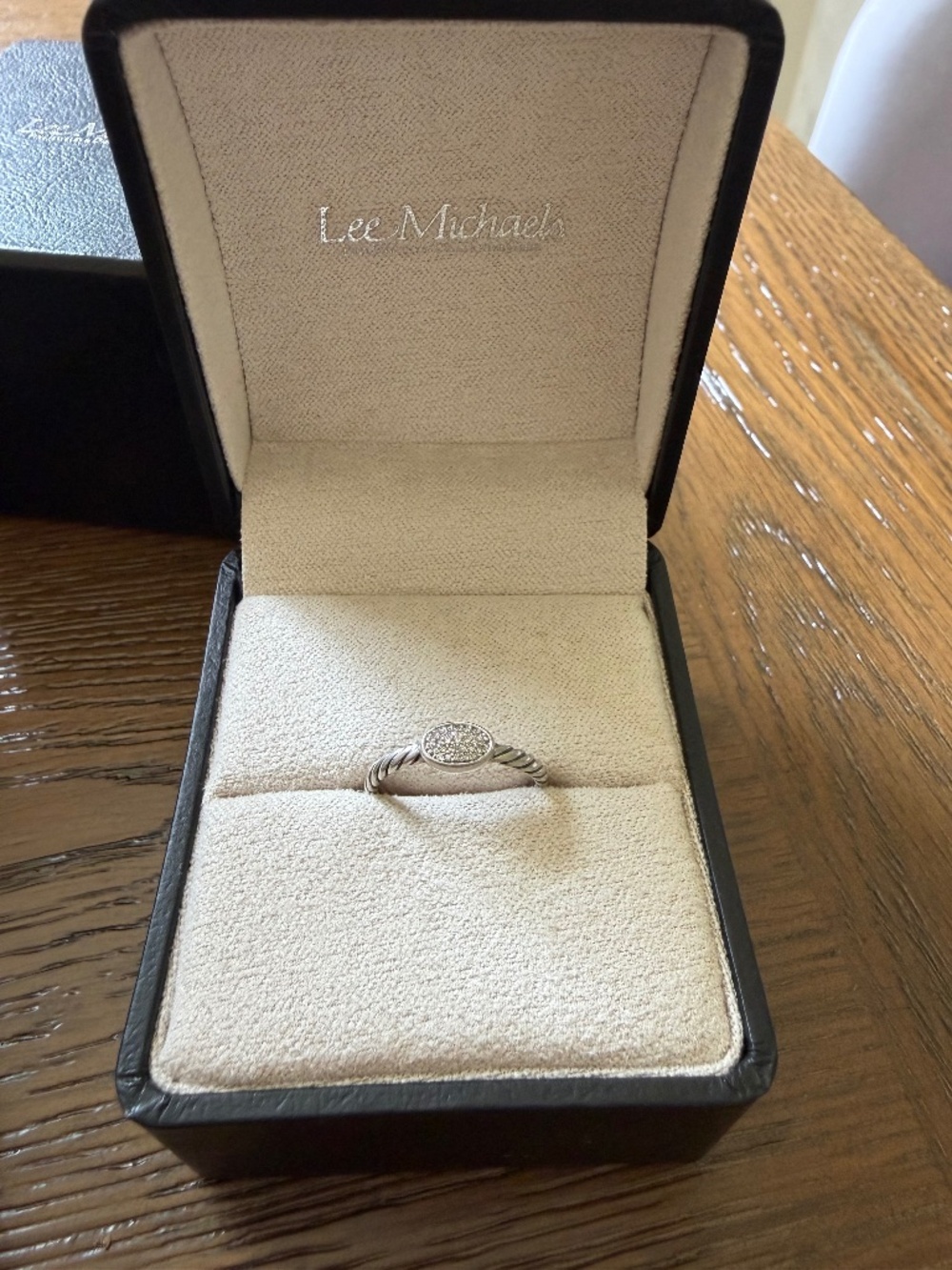 David Yurman Petite Pavé Oval Stack Ring